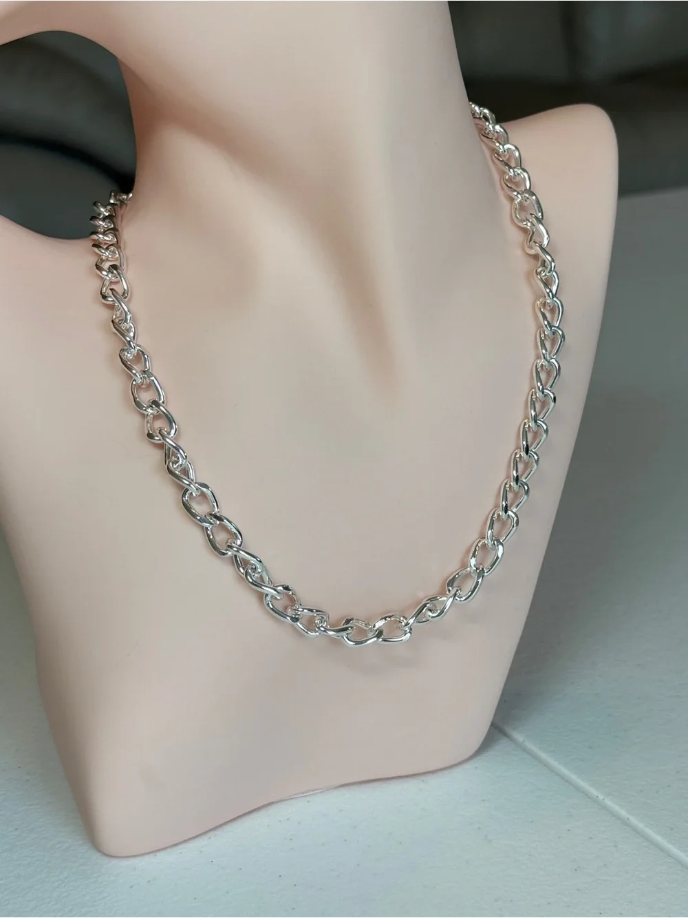 Casual Minimalist Silver Link Chain Necklace